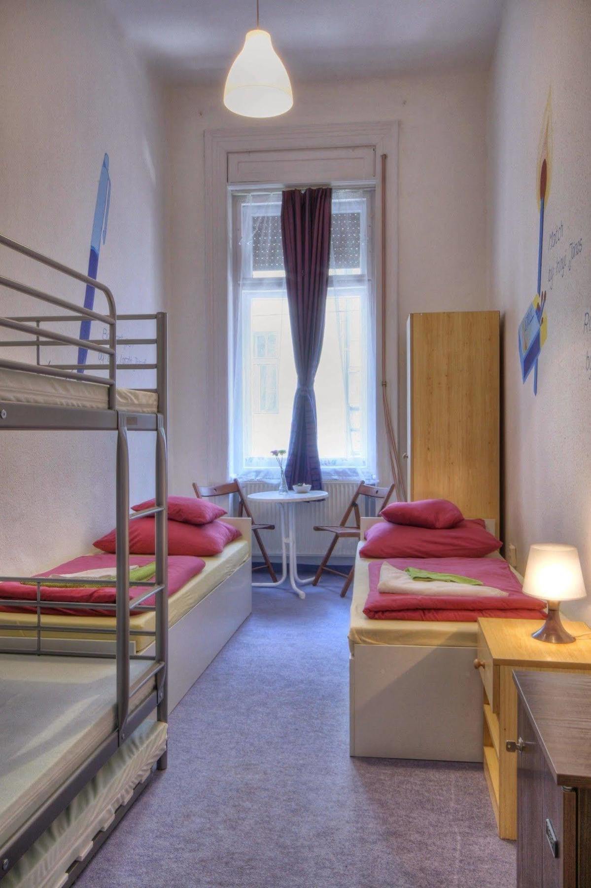 Opera Guesthouse Budapest Exterior photo