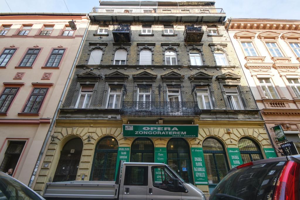 Opera Guesthouse Budapest Exterior photo